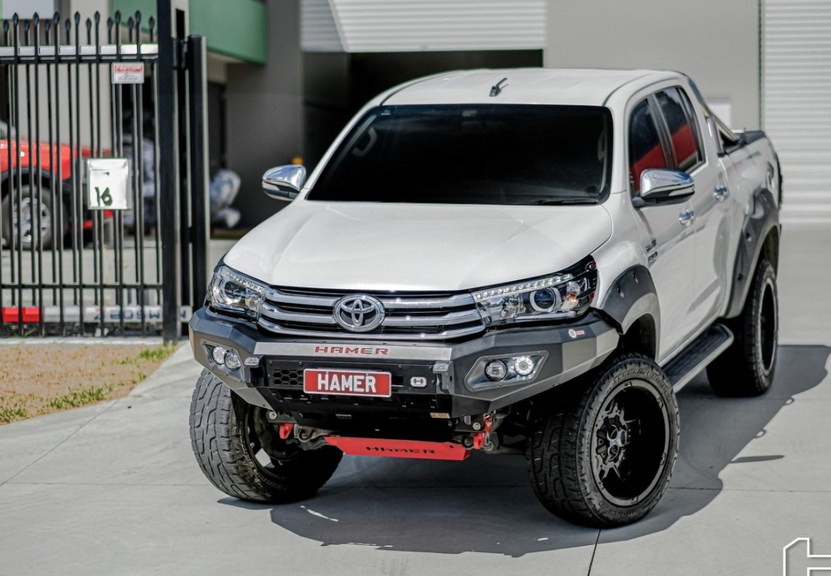 Hamer AM106 King Series Winch Bar for Toyota Hilux Revo 2015 - 2018 - NZ Offroader