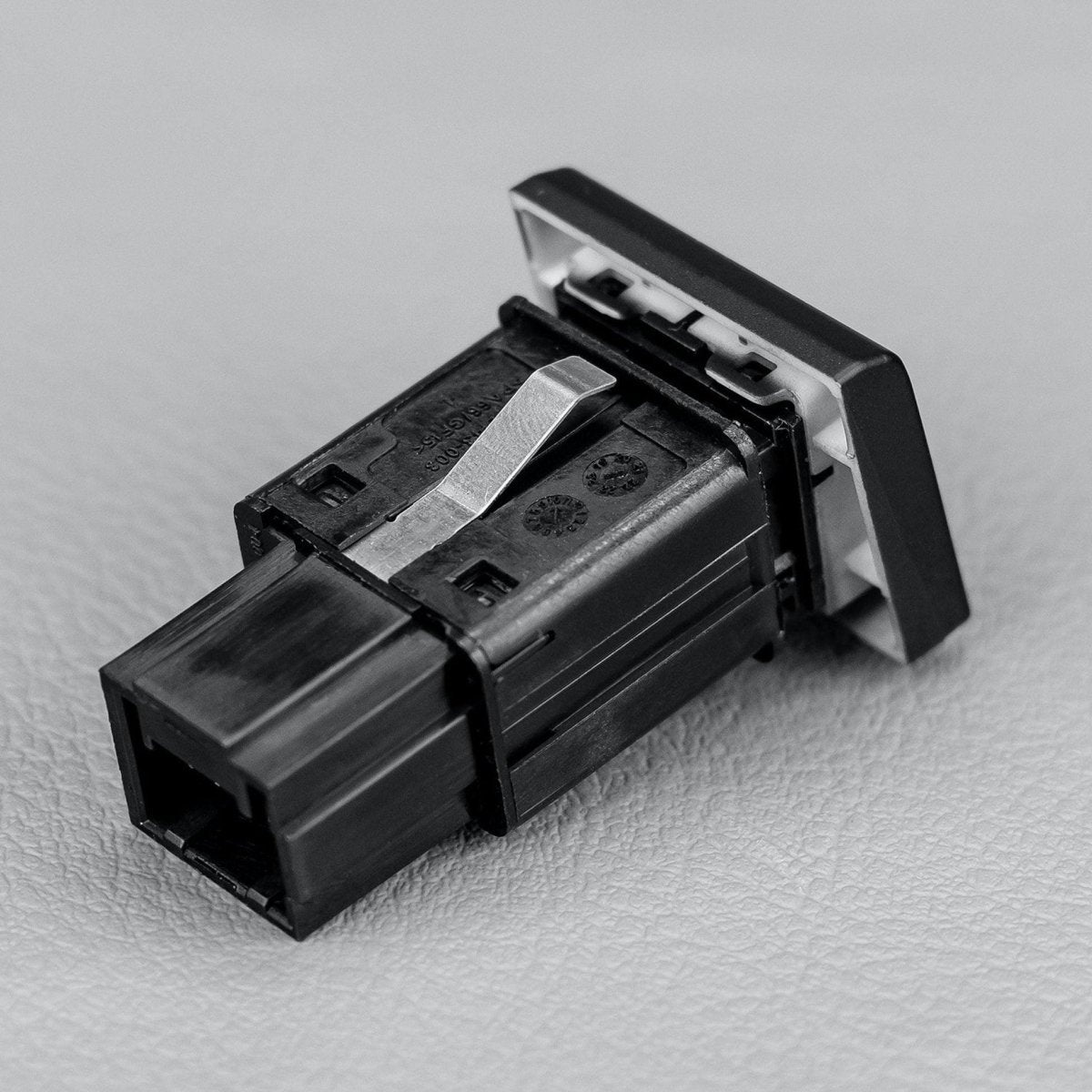 STEDI Gear Shifter Switch To Suit Amarok - NZ Offroader