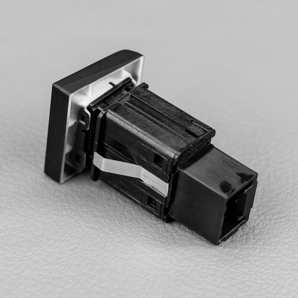 STEDI Gear Shifter Switch To Suit Amarok - NZ Offroader